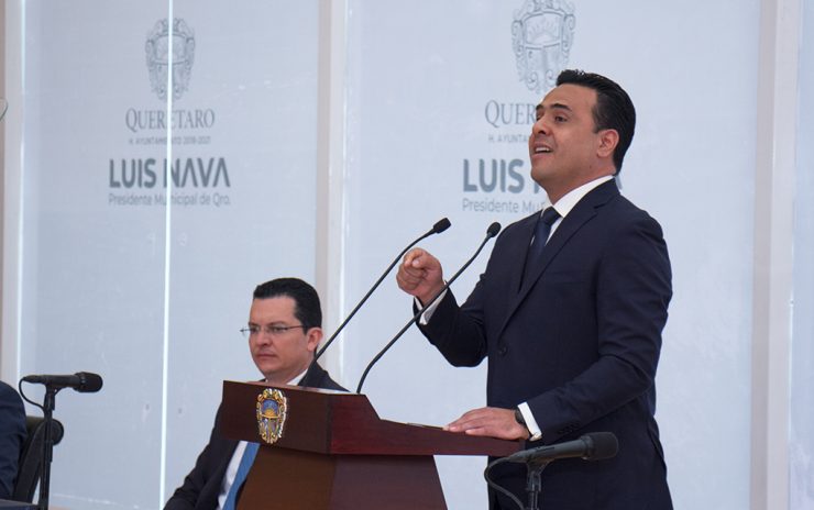 Luis Nava durante su informe de Gobierno. ESPECIAL