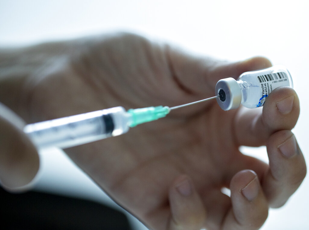 Venden en Nuevo León vacunas falsa contra COVID-19 por 20 mil pesos