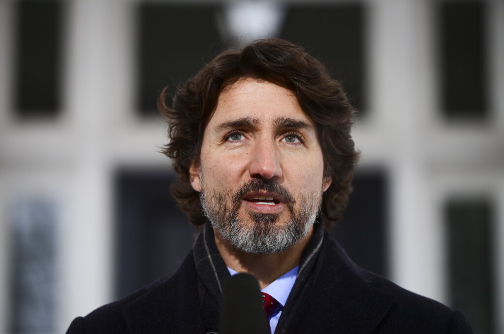 El primer ministro canadiense Justin Trudeau habla en conferencia de prensa en Ottawa el 22 de enero de 2021. . (Sean Kilpatrick/The Canadian Press via AP)