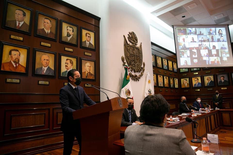 Francisco Domínguez Servién se comprometió a pagar toda la deuda del Estado al concluir su administración. FOTO: ESPECIAL