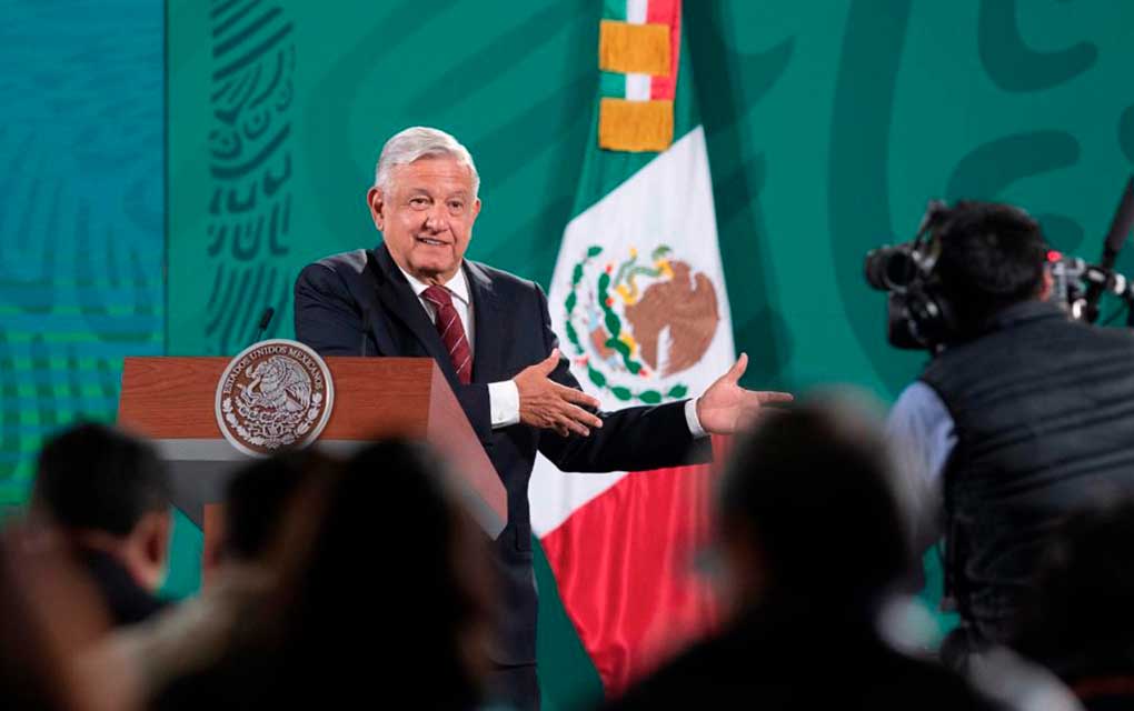 Descarta López Obrador vacunarse contra el COVID