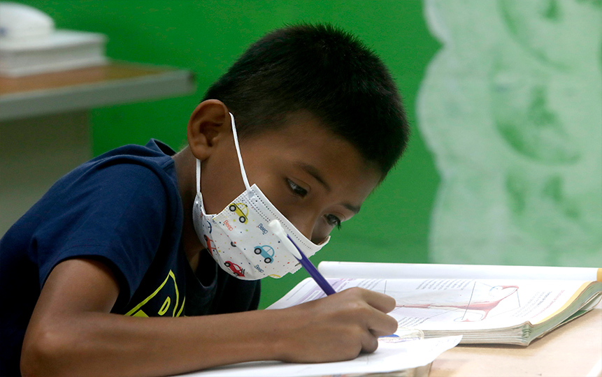 Fundación Zorro Rojo muestra problemas escolares en la pandemia