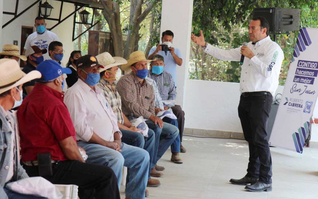 Roberto Cabrera propone crear la secretaría de desarrollo agropecuario municipal