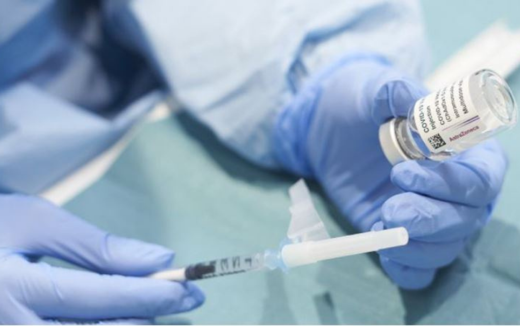 Por error del sistema, personal de salud volverá a hacer registro para vacuna/ Foto:Especiall