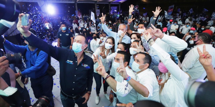 Luis Nava cierre de campaña en Querétaro 2021