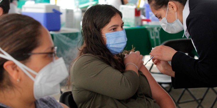 Horarios y fechas de la vacunación contra COVID-19 en municipio de Querétaro para gente de 50 a 59 años