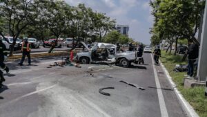 Fuerte accidente en Paseo de la República deja 5 personas lesionadas / Foto: Especial