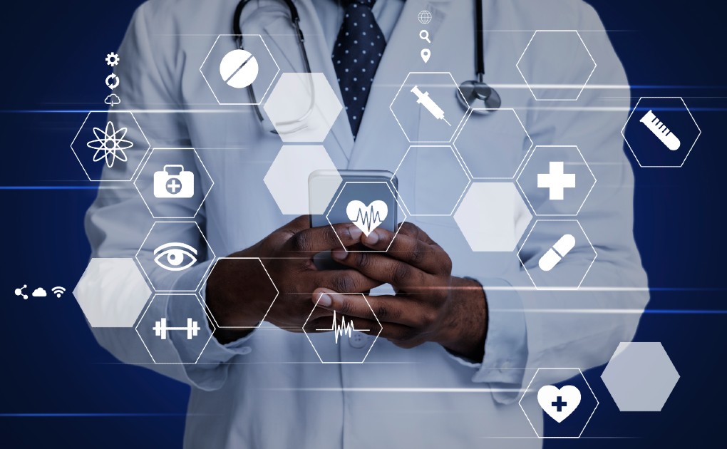 Tecnología, pilar para la atención médica postpandémica