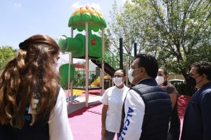 Nava entrega obras de rehabilitación del Parque Santa Fe en Juriquilla