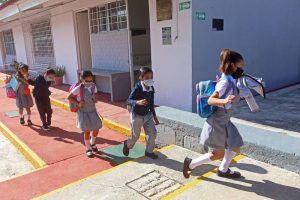 USEBEQ alista horario invernal para escuelas de Querétaro