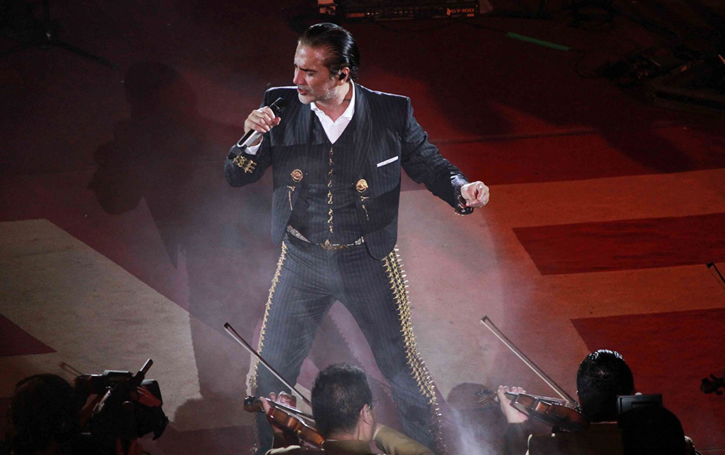 Alejandro Fernández consentirá sus fans con un concierto