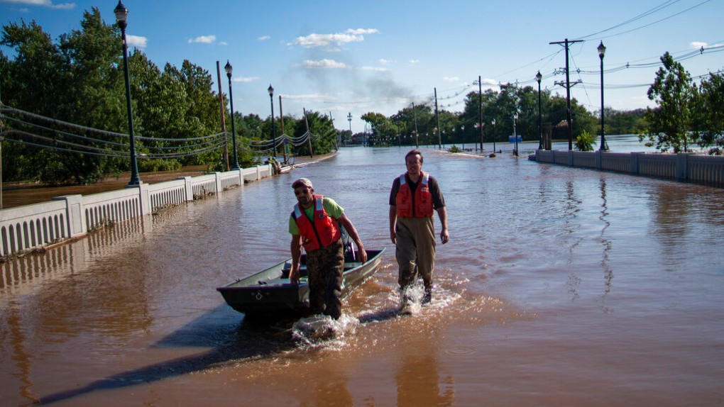 Inundaciones causadas por el huracán Ida en Somerville, Nueva Jersey.