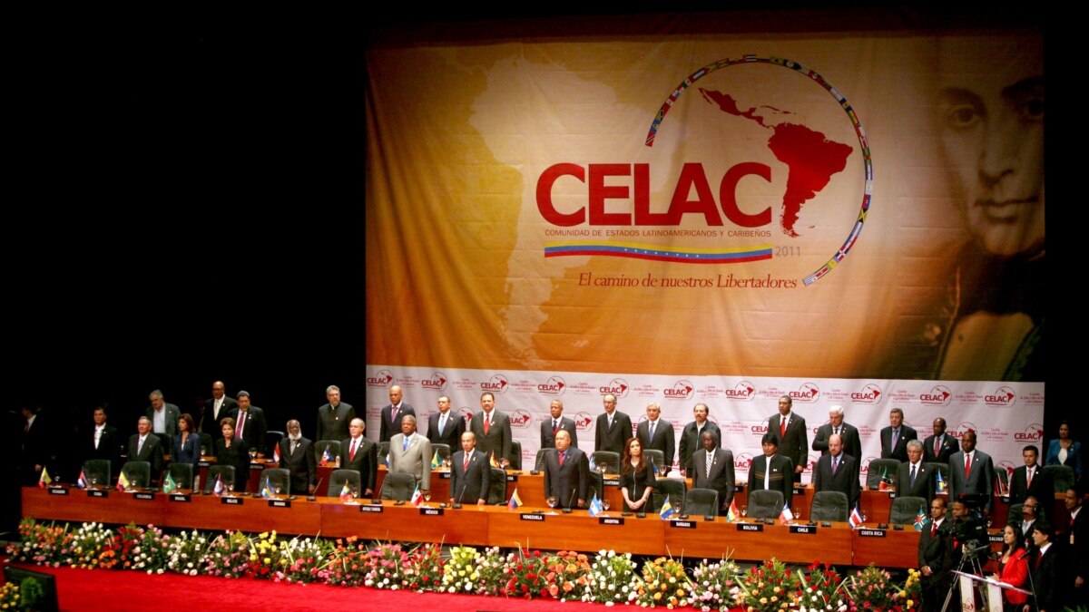 Buscan que la CELAC sustituya a la OEA. (AP)