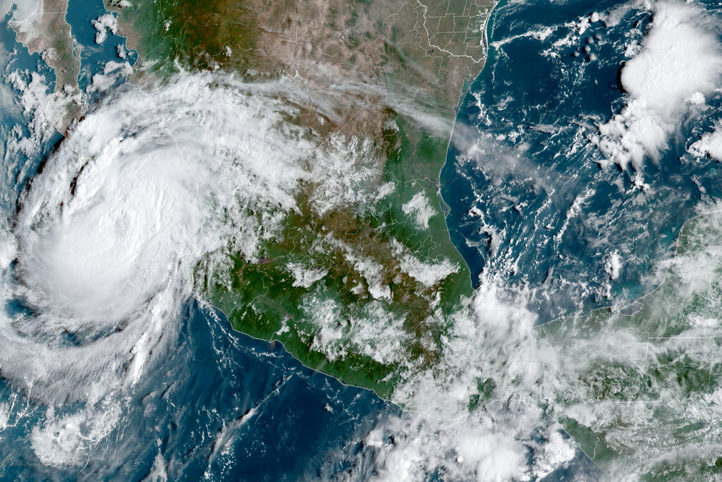 Imagen de satélite facilitada por la National Oceanic y Oficina Nacional de Administración Oceánica y Atmosférica de Estados Unidos (NOAA)