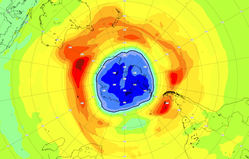 Imagen proporcionada por la Agencia Espacial Europea de un mapa del agujero de ozono sobre el Polo Sur el 16 de septiembre de 2021. 