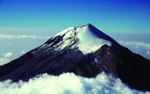 INEGI ubica el Pico de Orizaba en Puebla, internet reacciona así