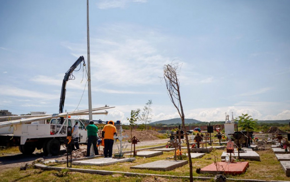 Panteones de Corregidora estarán abiertos en Día de Muertos