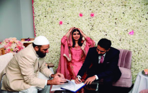 Malala anuncia matrimonio en redes sociales