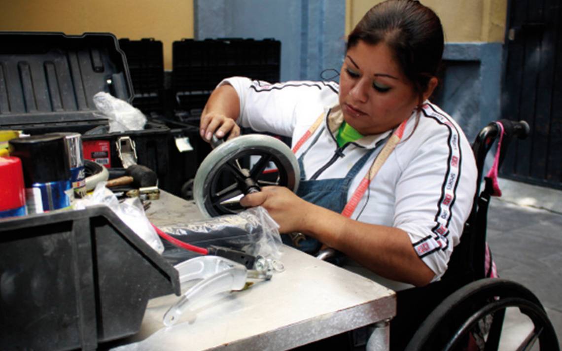 Un mexicano con discapacidad tiene 4.7 años en promedio de educación. (Cuartoscuro)