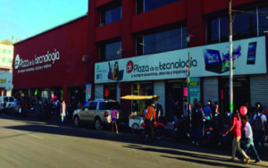 Piden atención en seguridad, movilidad y estacionamiento, en Zaragoza