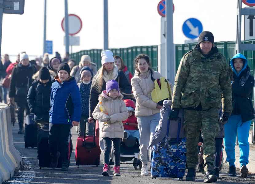 Más de la mitad de los 368 mil refugiados que han salido de Ucrania ingresó a Polonia. / Foto: AP