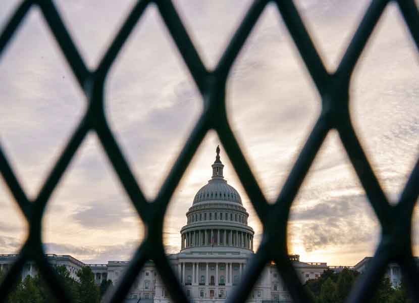 El Pentágono ya aprobó el despliegue de 700 guardias nacionales en el Capitolio. / Foto: AP