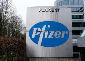 Ventas de la vacuna COVID impulsan ganancias de Pfizer