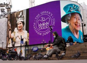 Reina Isabel II, 70 años con la corona