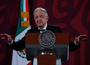 Reitera AMLO no aumentarán precios de combustibles en México