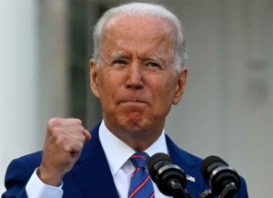 Biden vetará a aviones rusos del espacio aéreo de EUA