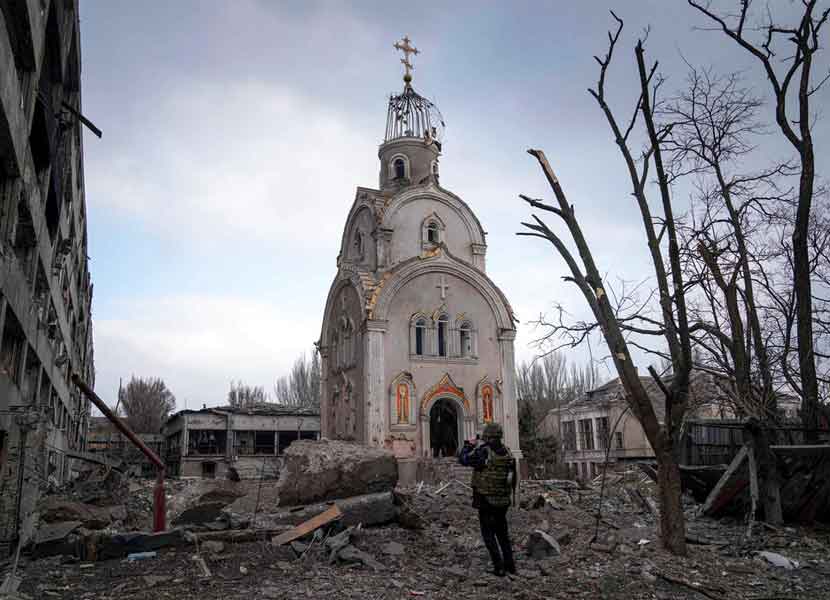 Los ataques contra civiles en Ucrania pueden constituir crímenes de guerra. / Foto: AP 