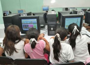 Escuelas de educación básica en Querétaro tendrán internet
