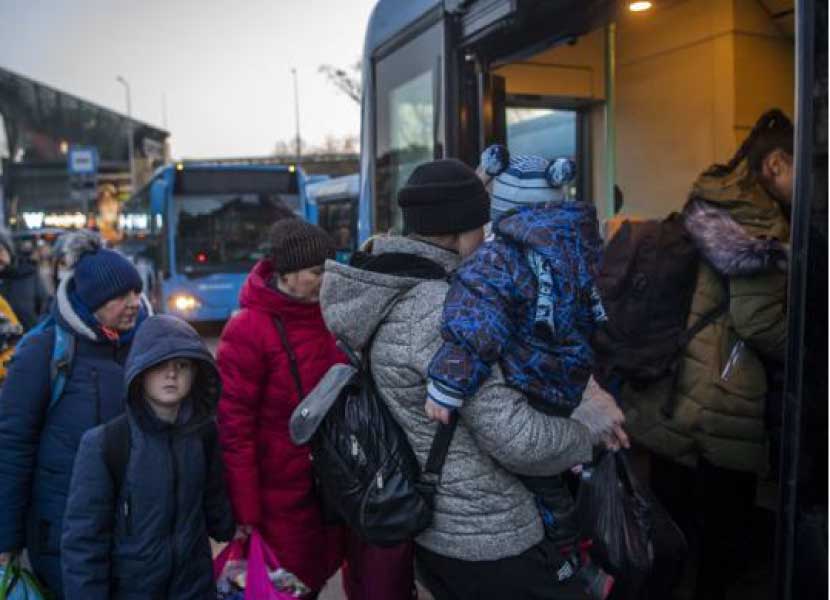 Más de 1.37 millones de refugiados ucranianos. Foto: AP