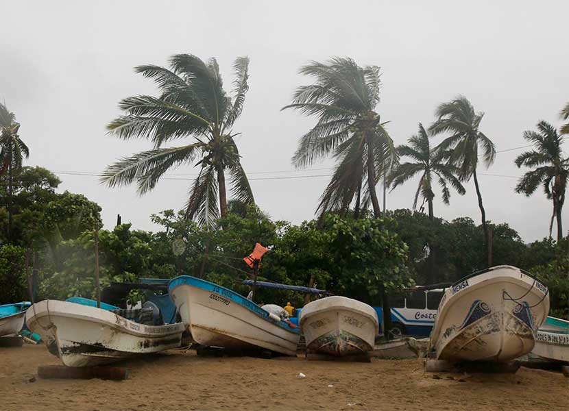 Se forma frente a la costa sur de México el primer huracán de 2022 / Foto: Cuartoscuro
