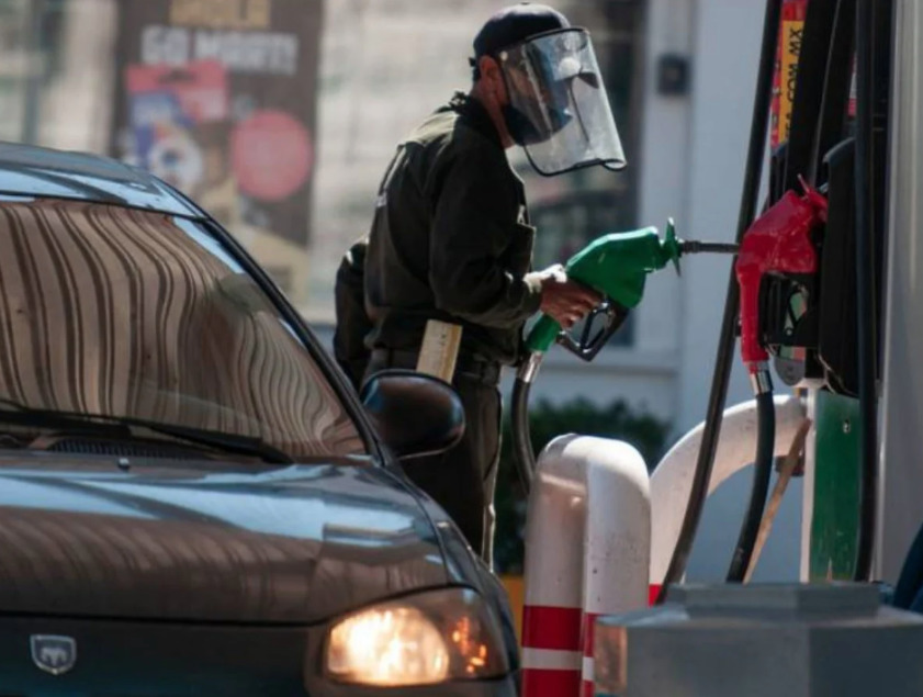 El precio promedio nacional de la gasolina regular fue de $21.60 pesos por litro. (Cuartoscuro)