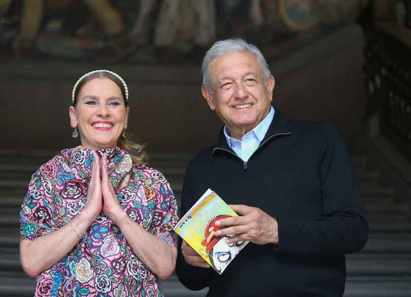 Andrés Manuel López Obrador (AMLO)  y su esposa, Beatriz Gutiérrez Müller. / Foto: Especial