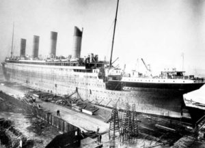 "Ni siquiera Dios hunde el Titanic". La reputación de la enorme embarcación como "insumergible" tenía sus razones.