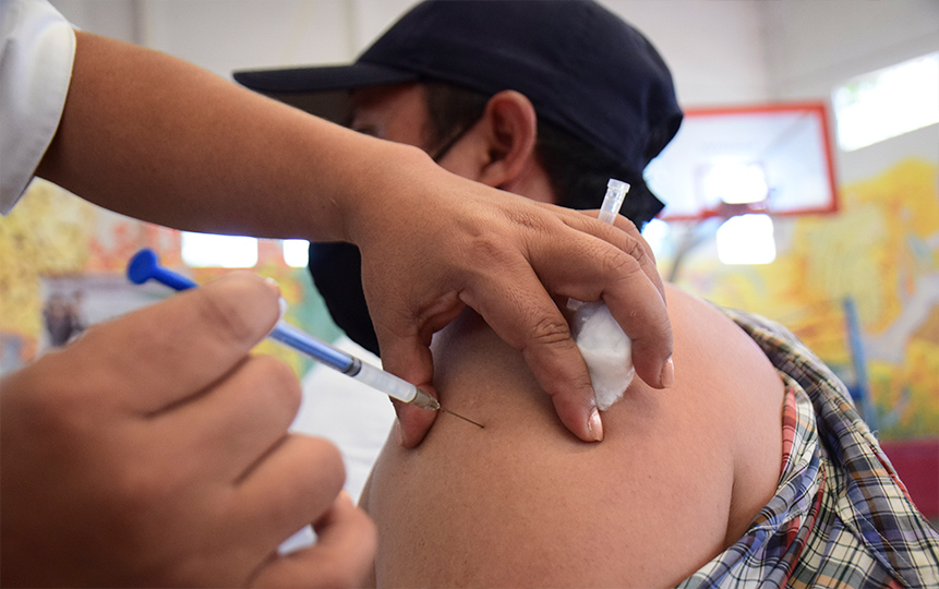 Legisladores locales solicitarán vacunas al Gobierno federal