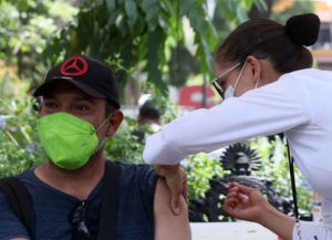 México reporta mil nuevos contagios de COVID