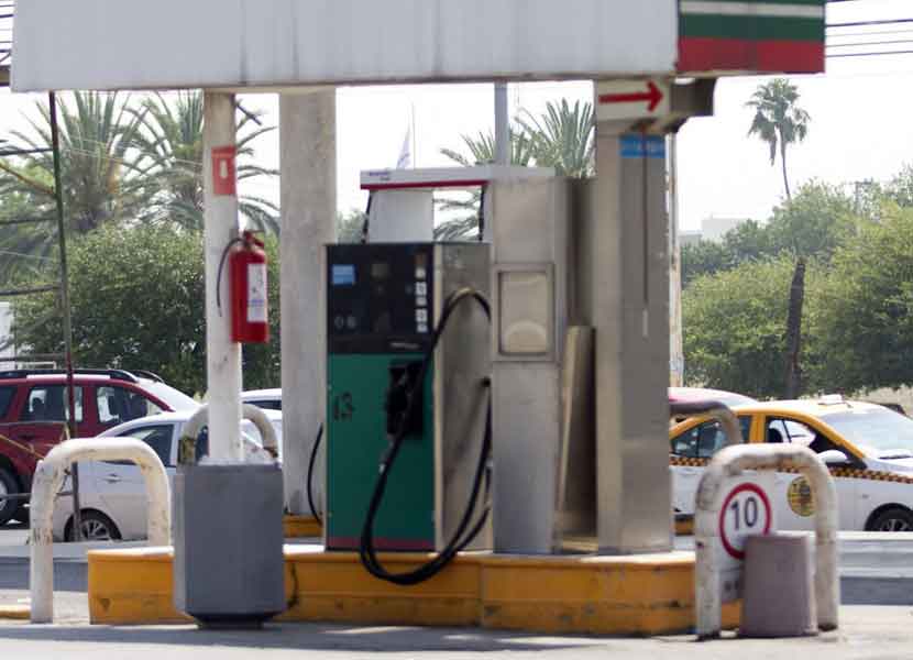 Reportan hasta 10 estaciones de servicio diariamente por desabasto de combustible en Querétaro. / Foto: Cuartoscuro