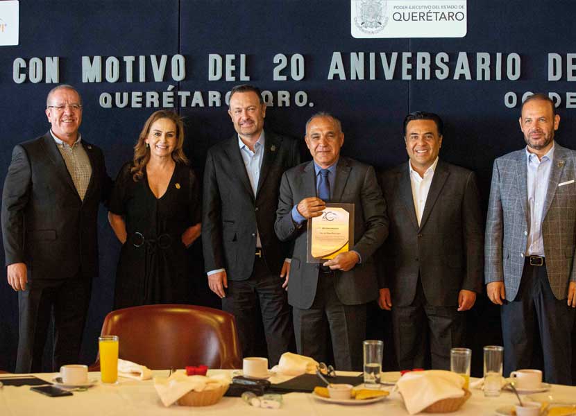 El gobernador del estado de Querétaro, Mauricio Kuri González, participó en la celebración del 20 aniversario de la CANADEVI Querétaro. / Foto: Especial