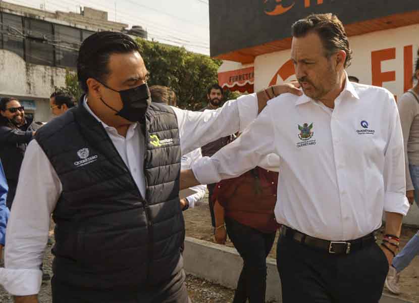 Luis Nava, alcalde del municipio de Querétaro, en compañía del gobernador, Mauricio Kuri. / Foto: Especial