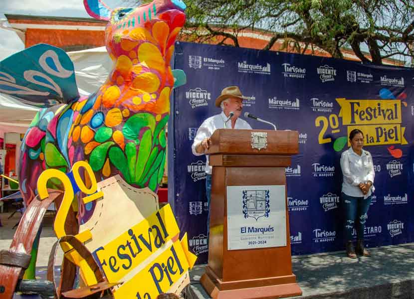 Enrique Vega, presidente municipal de El Marqués, inauguró el segundo Festival de la Piel. / Foto: Especial