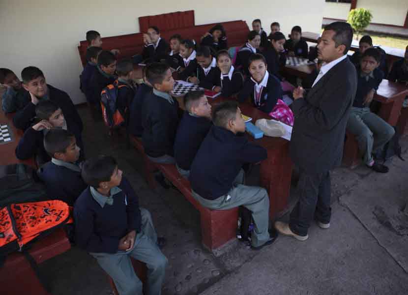 Los docentes beneficiados en Querétaro, serán aquellos que ganan menos de 20 mil pesos mensuales. / Foto: Cuartoscuro