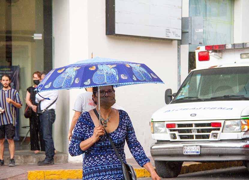 A pesar de que se pronostican lluvias en Querétaro, permanecerán las altas temperaturas. Foto: Victor Xochipa