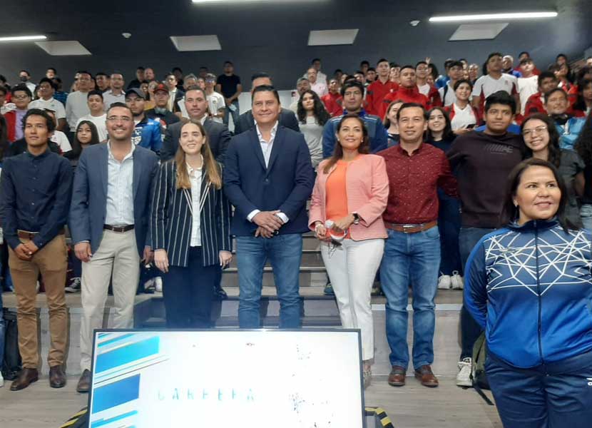 La meta de la carrera del estudiante en Querétaro será el Parque Querétaro 2000. Foto: Alberto Córdoba