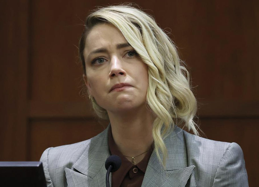 La abogada de Amber Heard, Elaine Bredehoft, declaró que la actriz no podrá pagar la indemnización por daños y perjuicios a su expareja. / Foto: AP