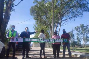 Amplian red de alumbrado público en Los Bordos, Huimilpan