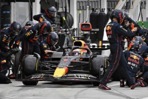 'Checo' remonta posiciones y finaliza 5to en el Gran Premio de Hungría; Verstappen conquista Hungaroring