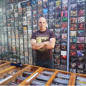 Día internacional del rock desde una tienda en Querétaro